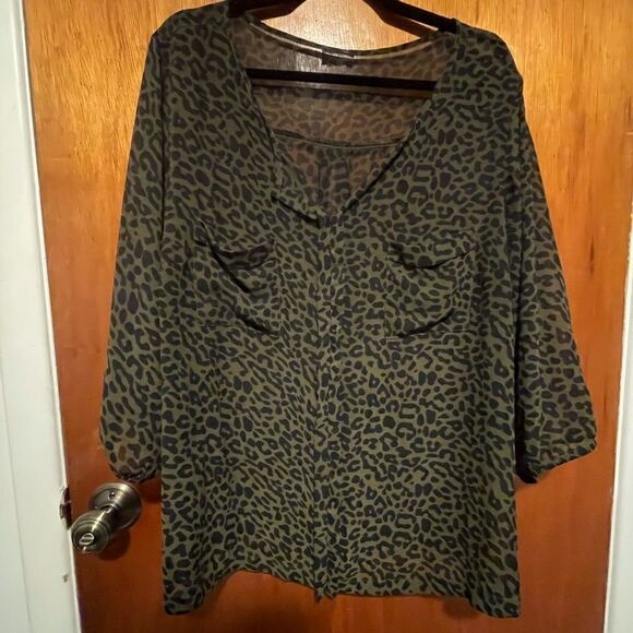 Green Leopard Blouse  - Picture 2 of 6